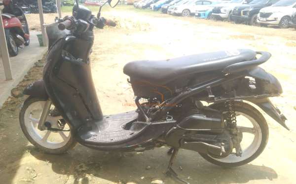 YAMAHA MIO FINO SPORTY