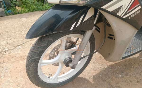 YAMAHA MIO J