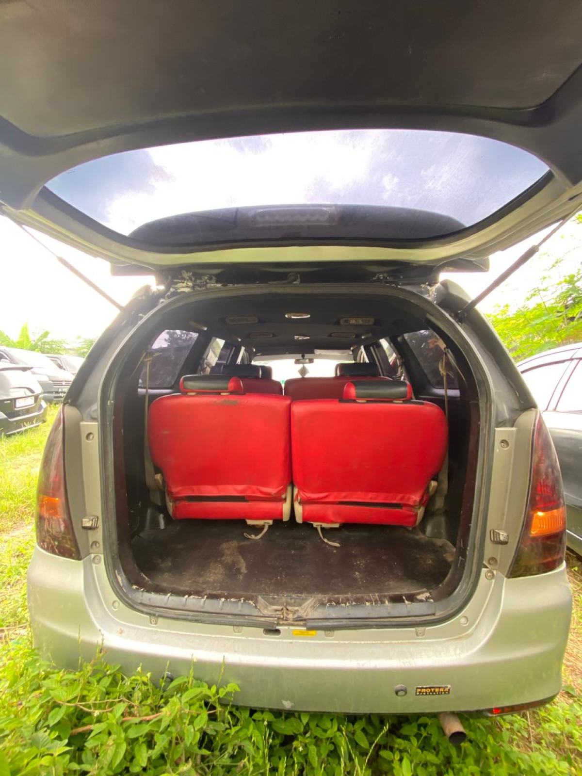 TOYOTA  KIJANG  INNOVA G