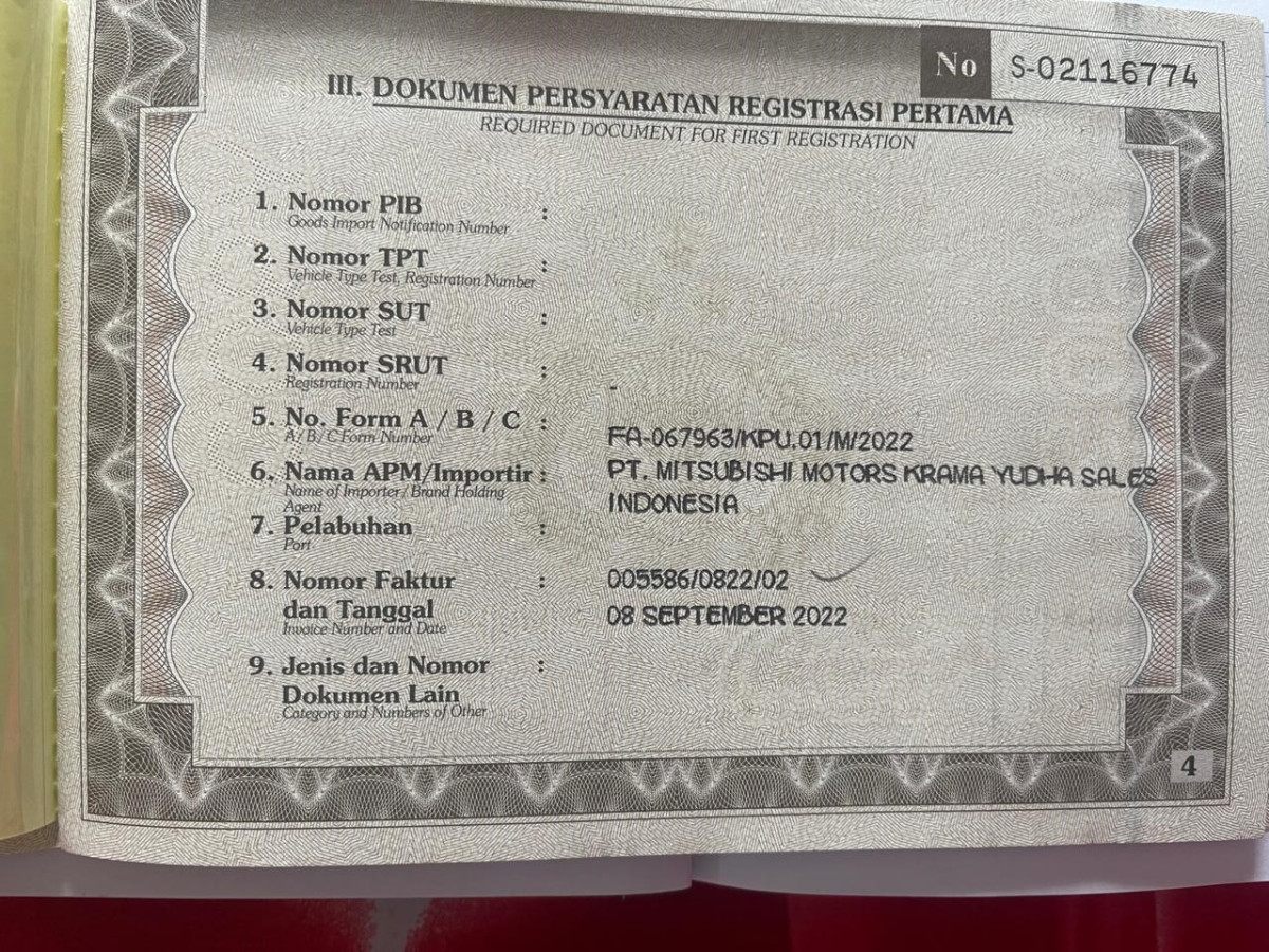 MITSUBISHI  L 300 L300 PU FB-R (4X2)