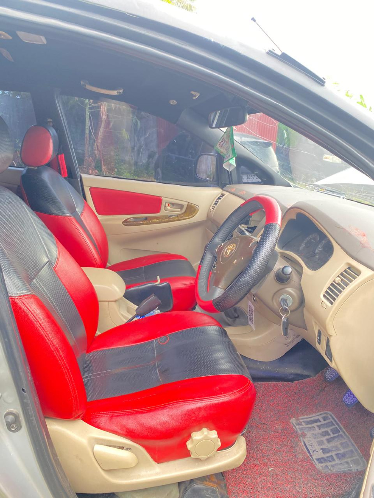 TOYOTA  KIJANG  INNOVA G