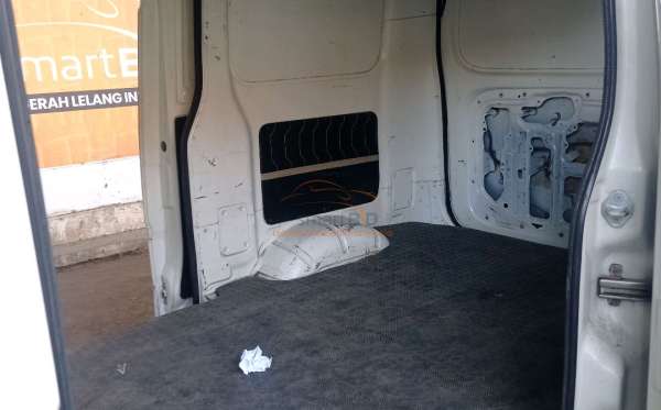 DAIHATSU GRAN MAX BLIND VAN