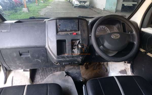 DAIHATSU GRAN MAX BLIND VAN