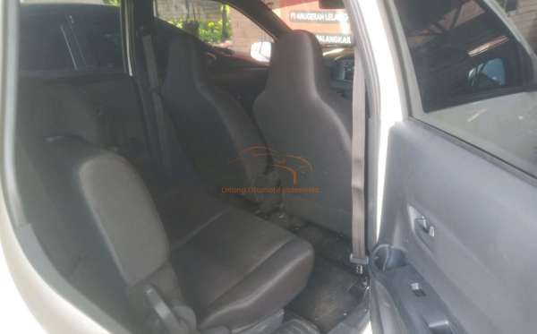 DAIHATSU SIGRA