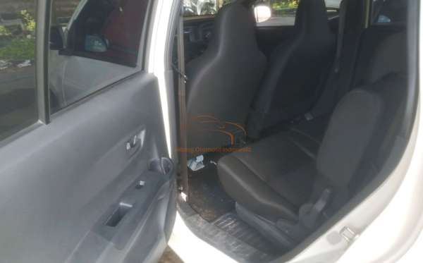 DAIHATSU SIGRA