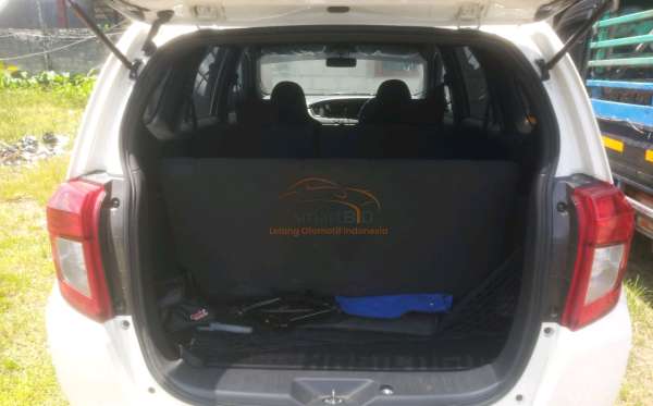 DAIHATSU SIGRA