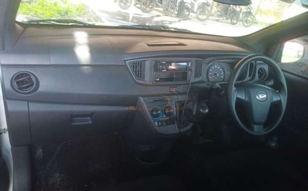 DAIHATSU SIGRA