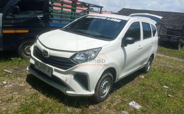DAIHATSU SIGRA