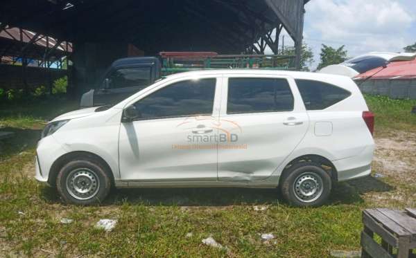 DAIHATSU SIGRA