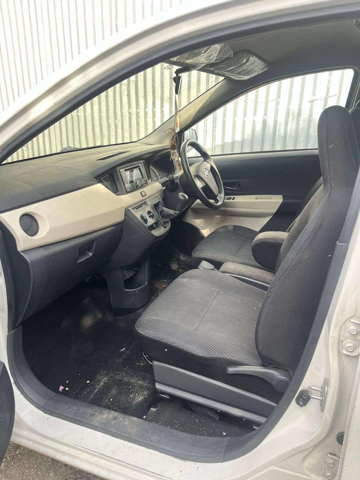 DAIHATSU  SIGRA  1.2 X