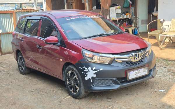HONDA MOBILIO DD4 1.5 S