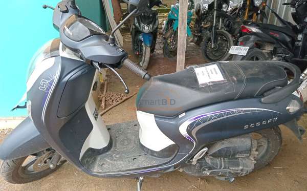 HONDA SCOOPY