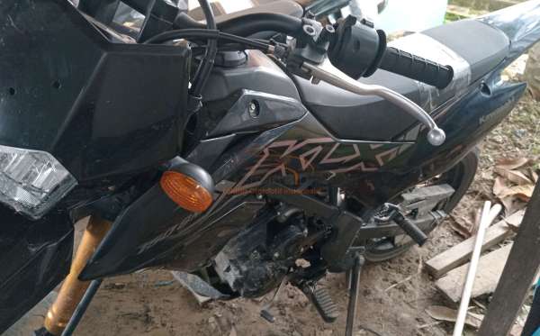 KAWASAKI KLX 150