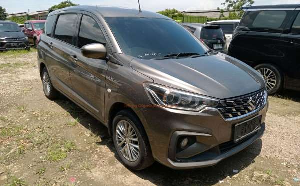 SUZUKI ERTIGA GL