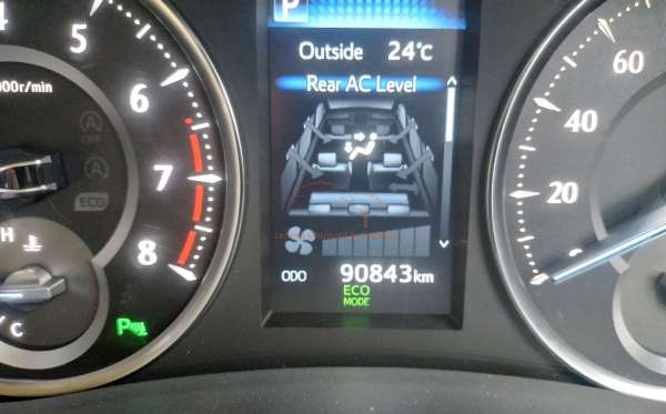 TOYOTA ALPHARD 2.5 G