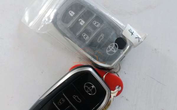 TOYOTA ALPHARD 2.5 G