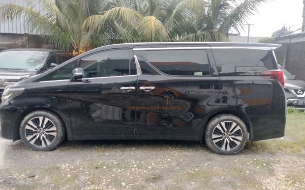 TOYOTA ALPHARD 2.5 G