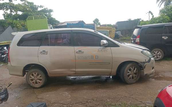 TOYOTA  KIJANG  INNOVA G