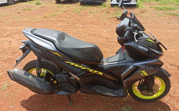 YAMAHA AEROX 155