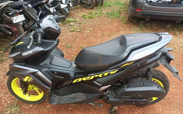 YAMAHA AEROX 155