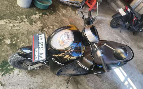 HONDA SCOOPY