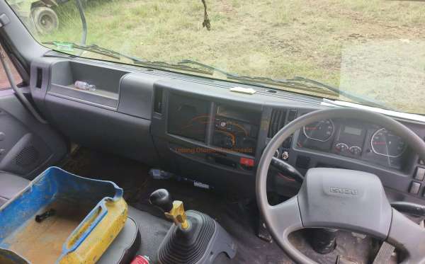 ISUZU  FVZ34 U