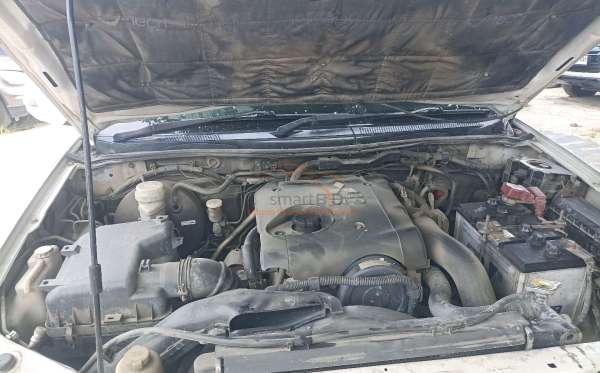 MITSUBISHI PAJERO SPORT 2.5 E GLX (4X4)