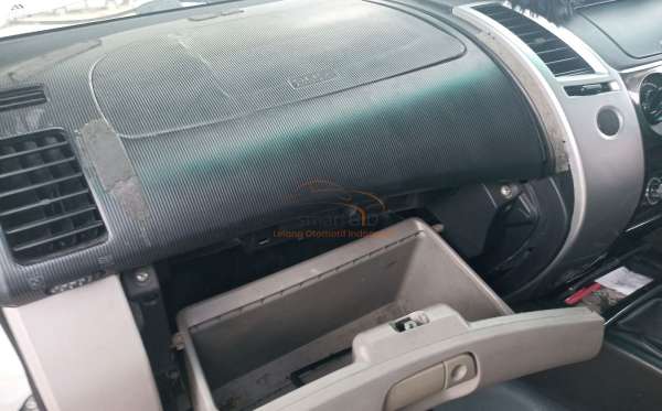 MITSUBISHI PAJERO SPORT 2.5 E GLX (4X4)