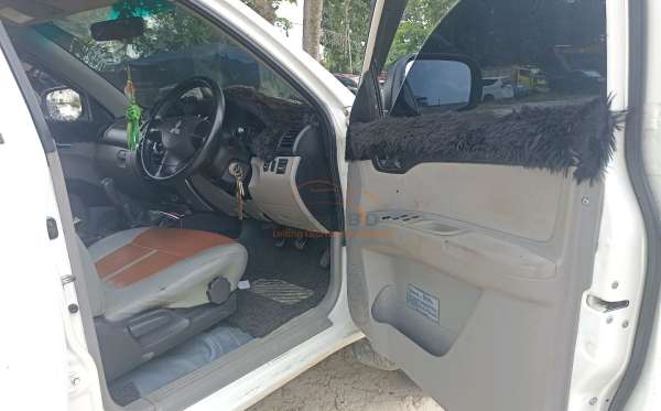 MITSUBISHI PAJERO SPORT 2.5 E GLX (4X4)