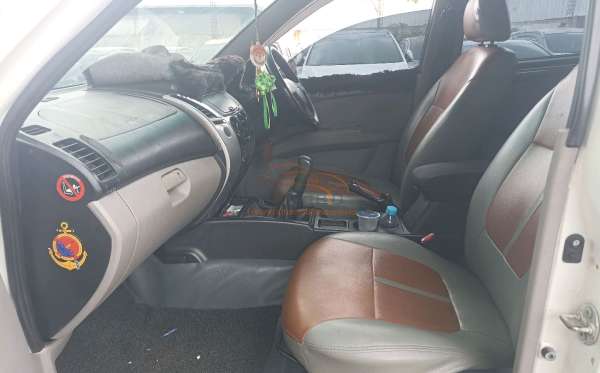 MITSUBISHI PAJERO SPORT 2.5 E GLX (4X4)