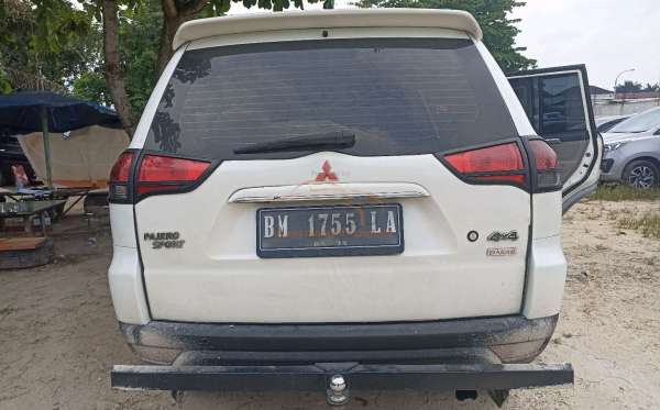 MITSUBISHI PAJERO SPORT 2.5 E GLX (4X4)