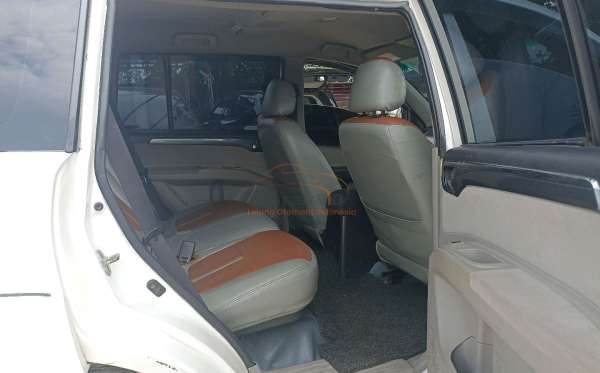 MITSUBISHI PAJERO SPORT 2.5 E GLX (4X4)