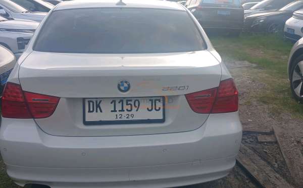 BMW 320I AT E90 CKD