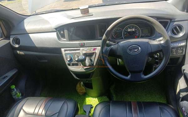 DAIHATSU SIGRA