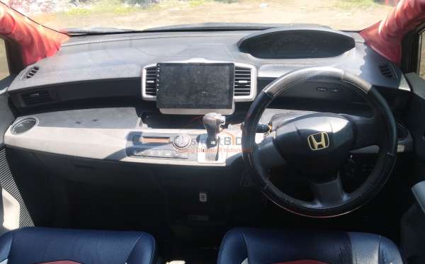 HONDA FREED GB3 1.5 E