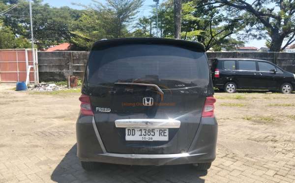 HONDA FREED GB3 1.5 E