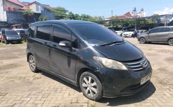 HONDA FREED GB3 1.5 E