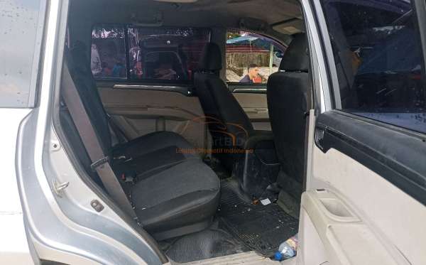 MITSUBISHI PAJERO SPORT 2.5 E GLX (4X4)