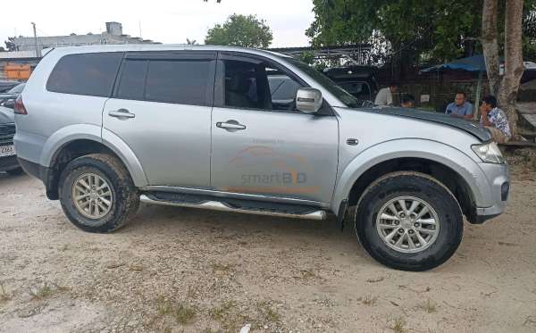 MITSUBISHI PAJERO SPORT 2.5 E GLX (4X4)