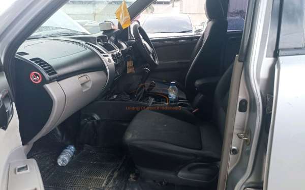 MITSUBISHI PAJERO SPORT 2.5 E GLX (4X4)