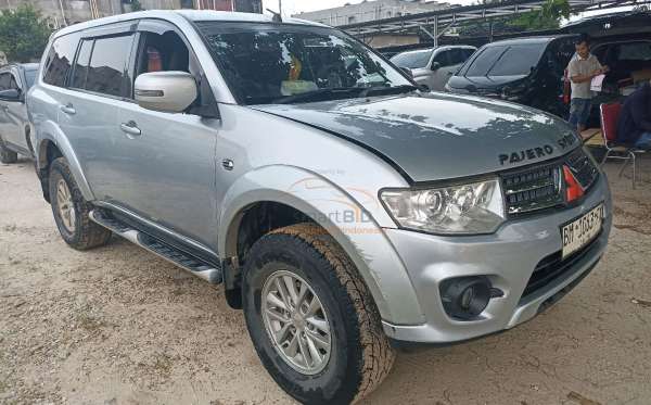 MITSUBISHI PAJERO SPORT 2.5 E GLX (4X4)