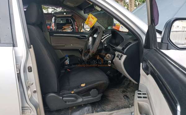 MITSUBISHI PAJERO SPORT 2.5 E GLX (4X4)