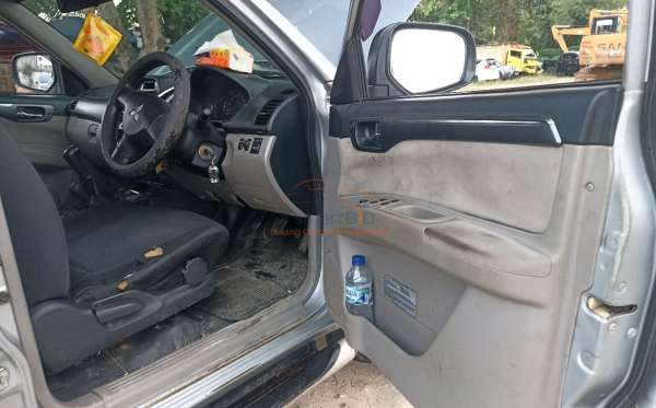 MITSUBISHI PAJERO SPORT 2.5 E GLX (4X4)