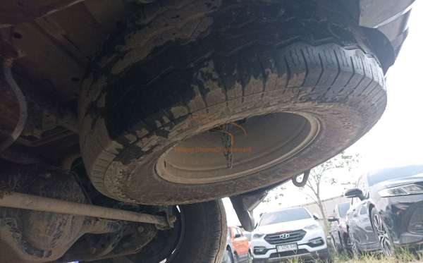 MITSUBISHI PAJERO SPORT 2.5 E GLX (4X4)