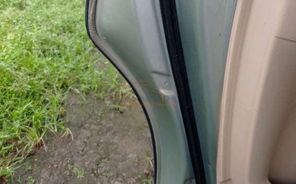 TOYOTA INNOVA V