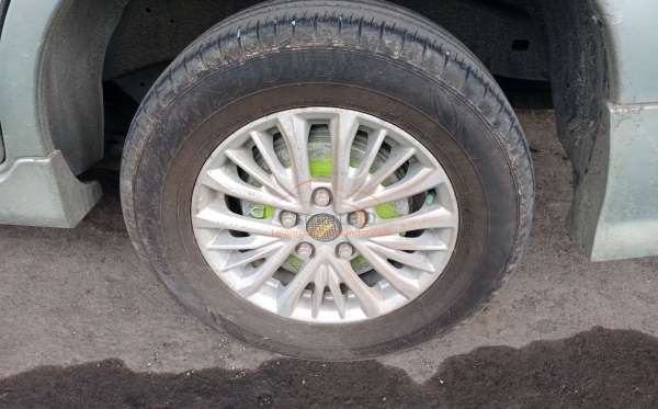 TOYOTA INNOVA V