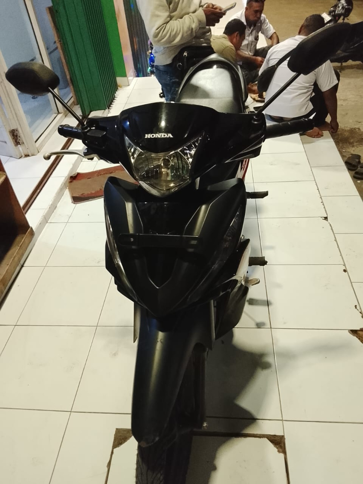 HONDA REVO