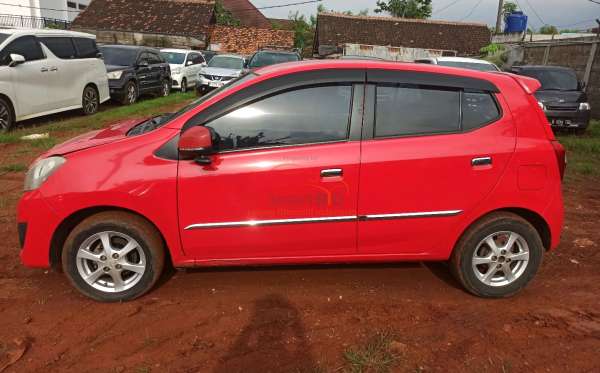 DAIHATSU AYLA 1.0 X