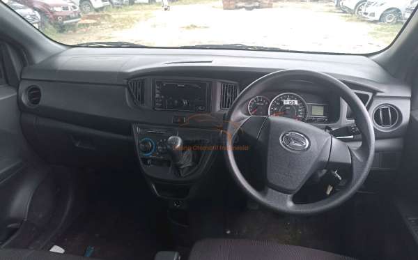 DAIHATSU  SIGRA  1.2 X