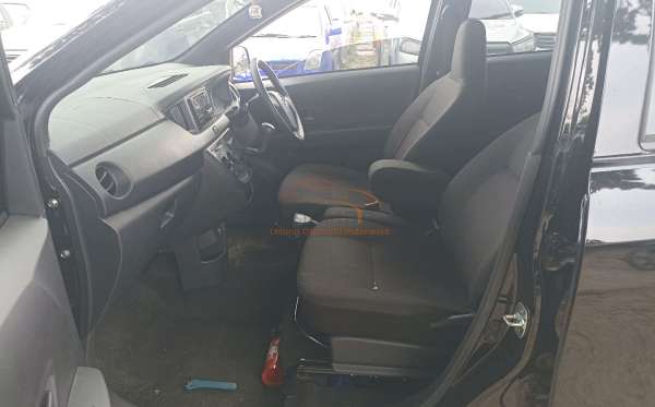 DAIHATSU  SIGRA  1.2 X